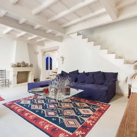 Garibaldi Luxury Отранто