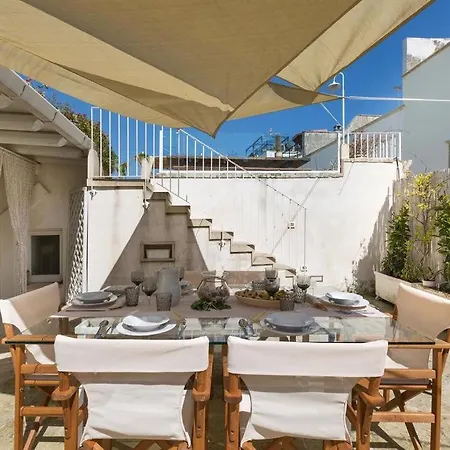 Garibaldi Luxury Hébergement de vacances *