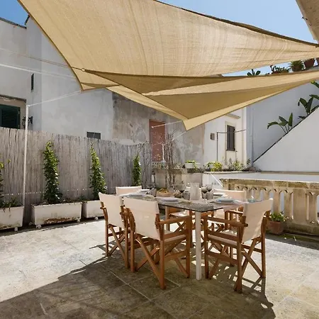 Tatil Evi Garibaldi Luxury Otranto
