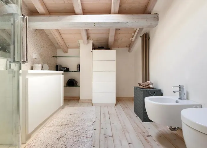 Garibaldi Luxury Дом отдыха