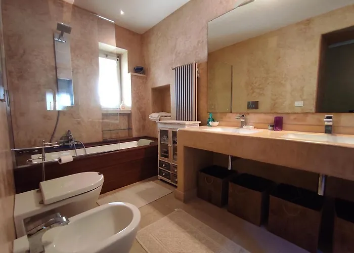 Дом отдыха Garibaldi Luxury