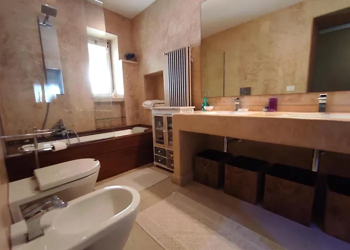 Garibaldi Luxury Отранто